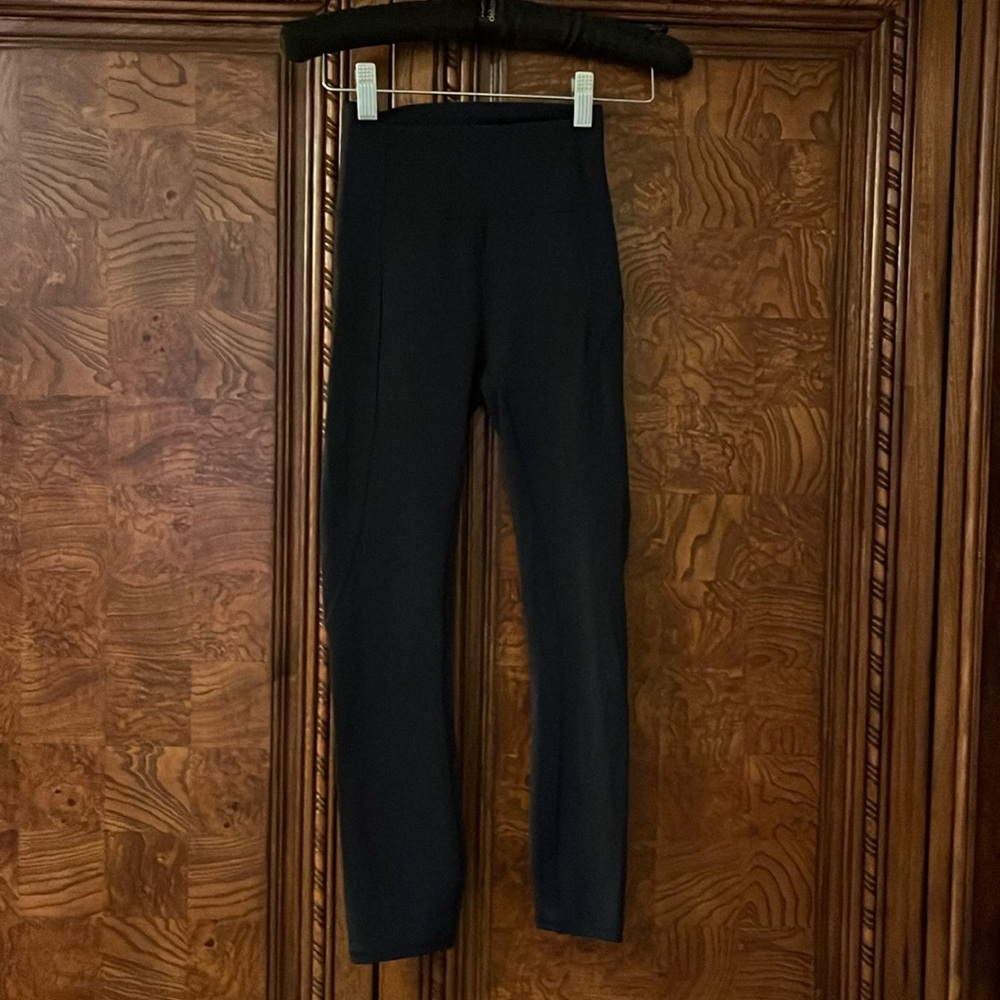 Lululemon navy leggings